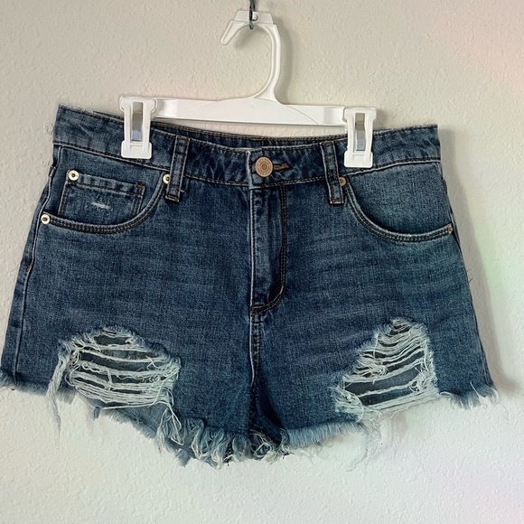 STS Blue Pants - STS blue distressed high rise jean shorts, Size 26
